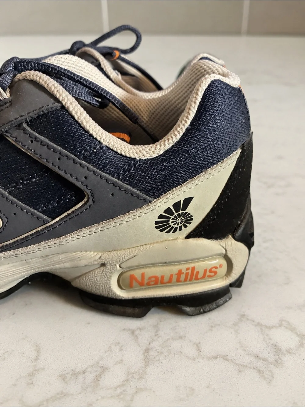 Nautilus n1376 women’s